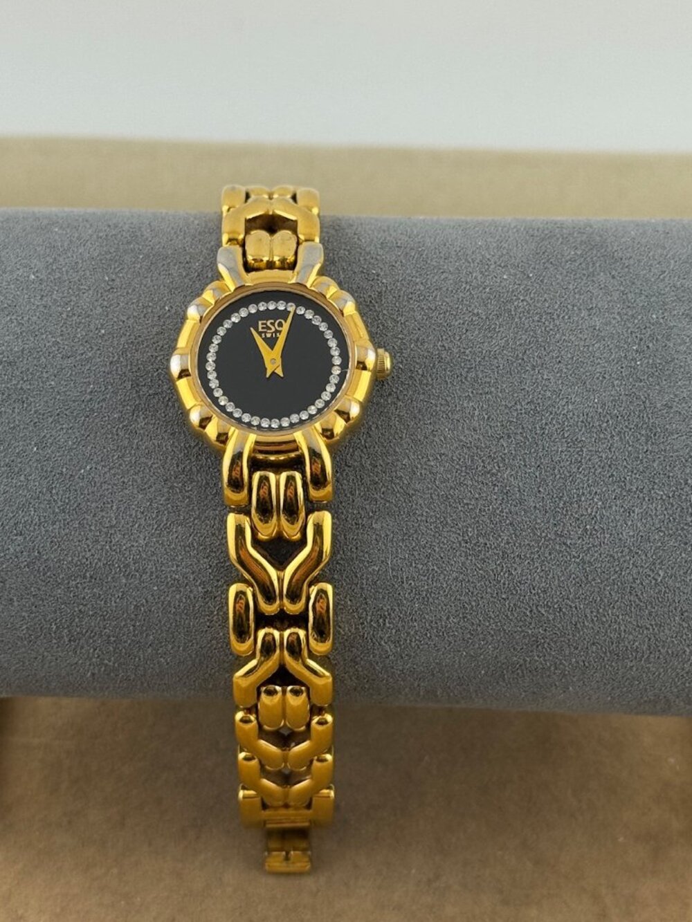 Stunning ESQ Movado Ladies Watch With Kisses XXX Bracelet
